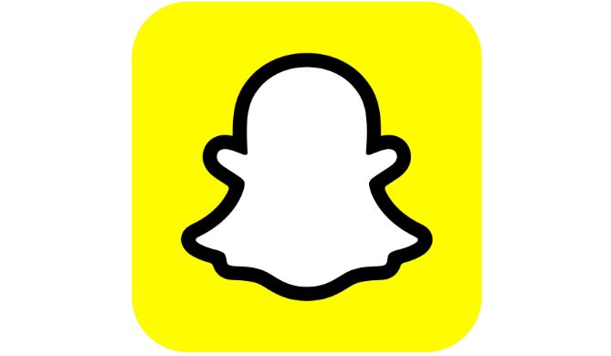 snapchat vs facebook