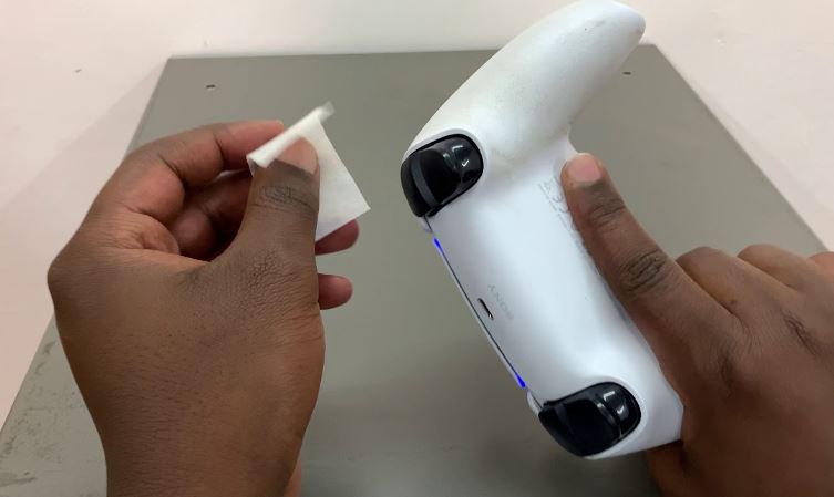 How To Clean PS5 Controller