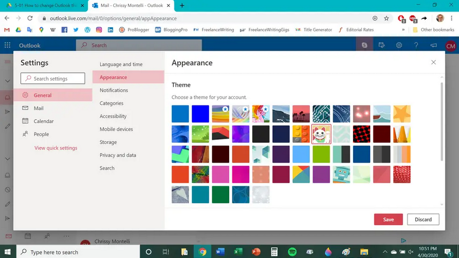 How to Change Outlook Color Theme