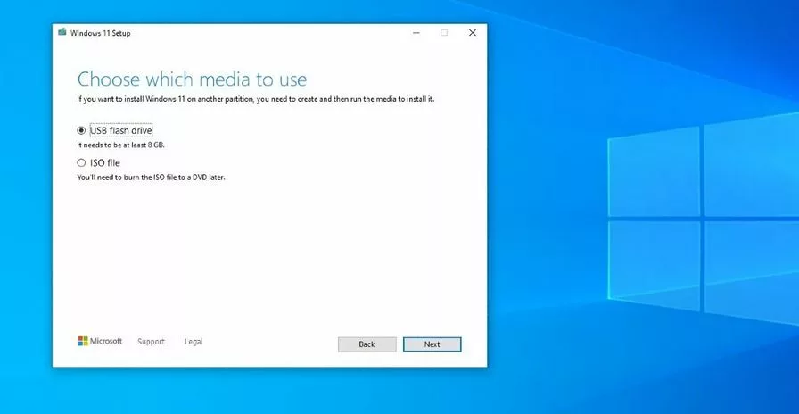 How to create and use installation media on windows 11/10